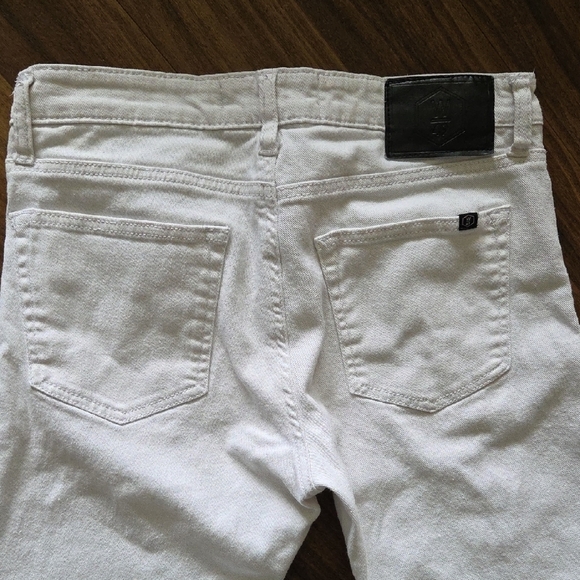 West 49 Slim Straight White Jean Size 28/32 - Picture 4 of 5
